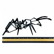 Load image into Gallery viewer, Ant Geometric Wall Art 2D