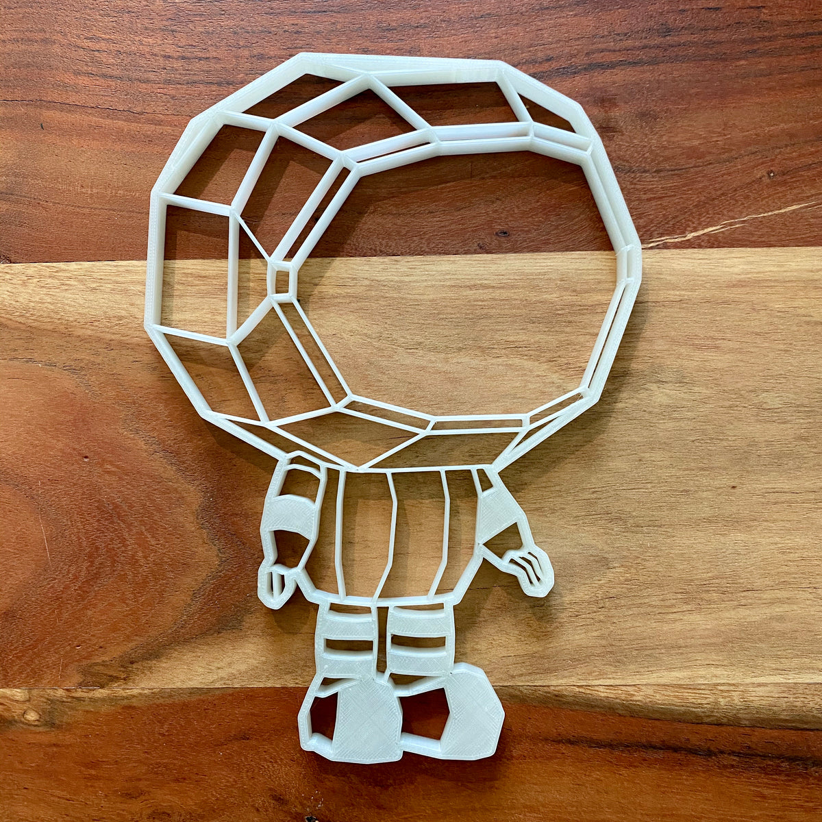 Original Low-Poly Astronaut Relief - 3D-printed art piece, hand-finished by Soul Kid Dsgn, view 2